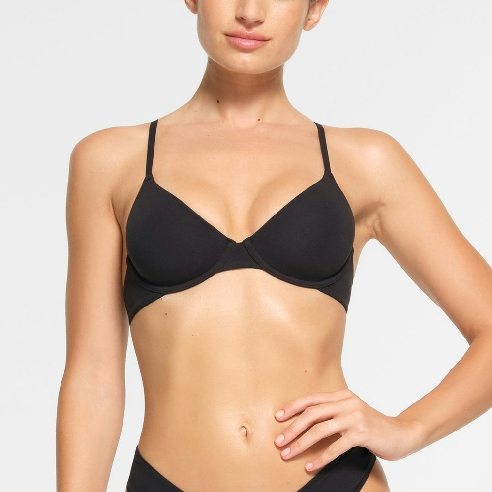 SKIMS Cotton Jersey T-Shirt Bra Soot  Black 32D NWT